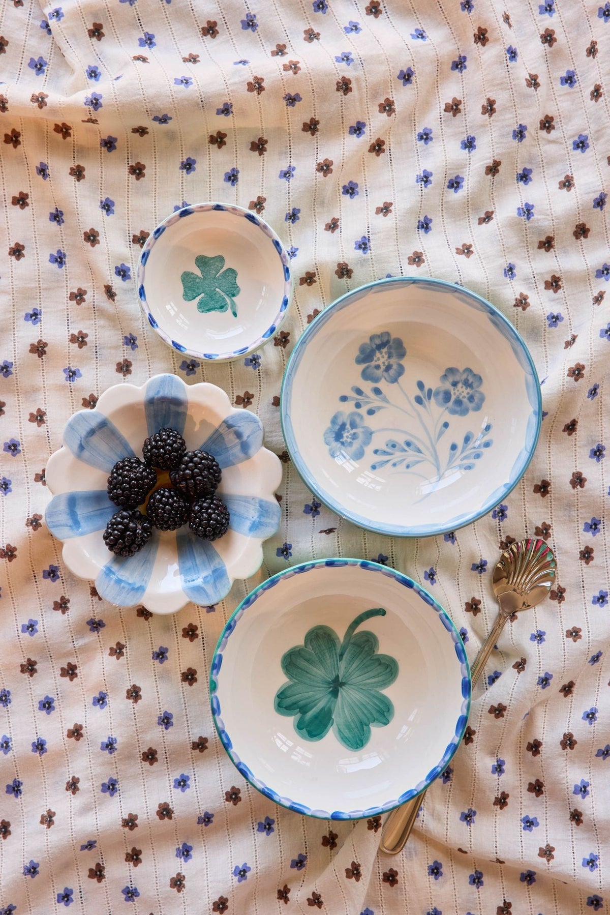 Ceramic Bowl with Hand-painted Blue Flowers - Green - 10.14 oz