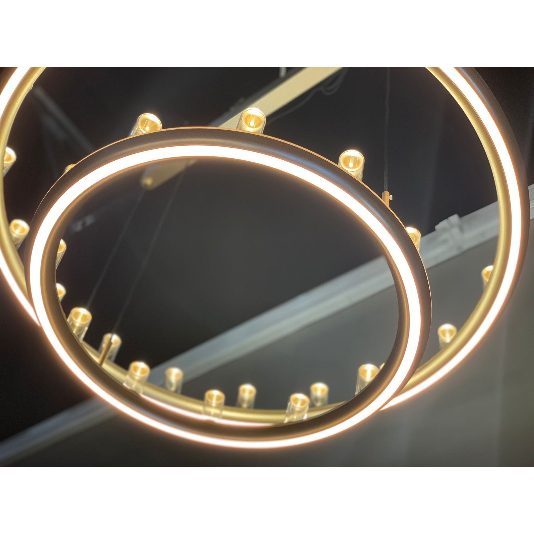 Aprilia Round LED Ring Chandelier - Italian Concept - 
