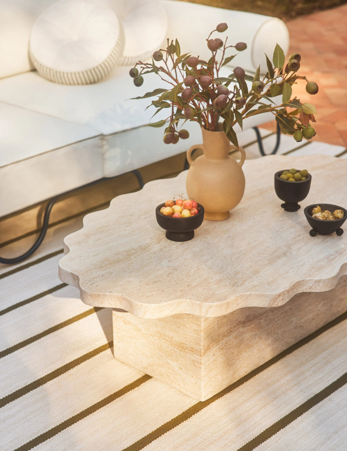 Fiora Scalloped Coffee Table