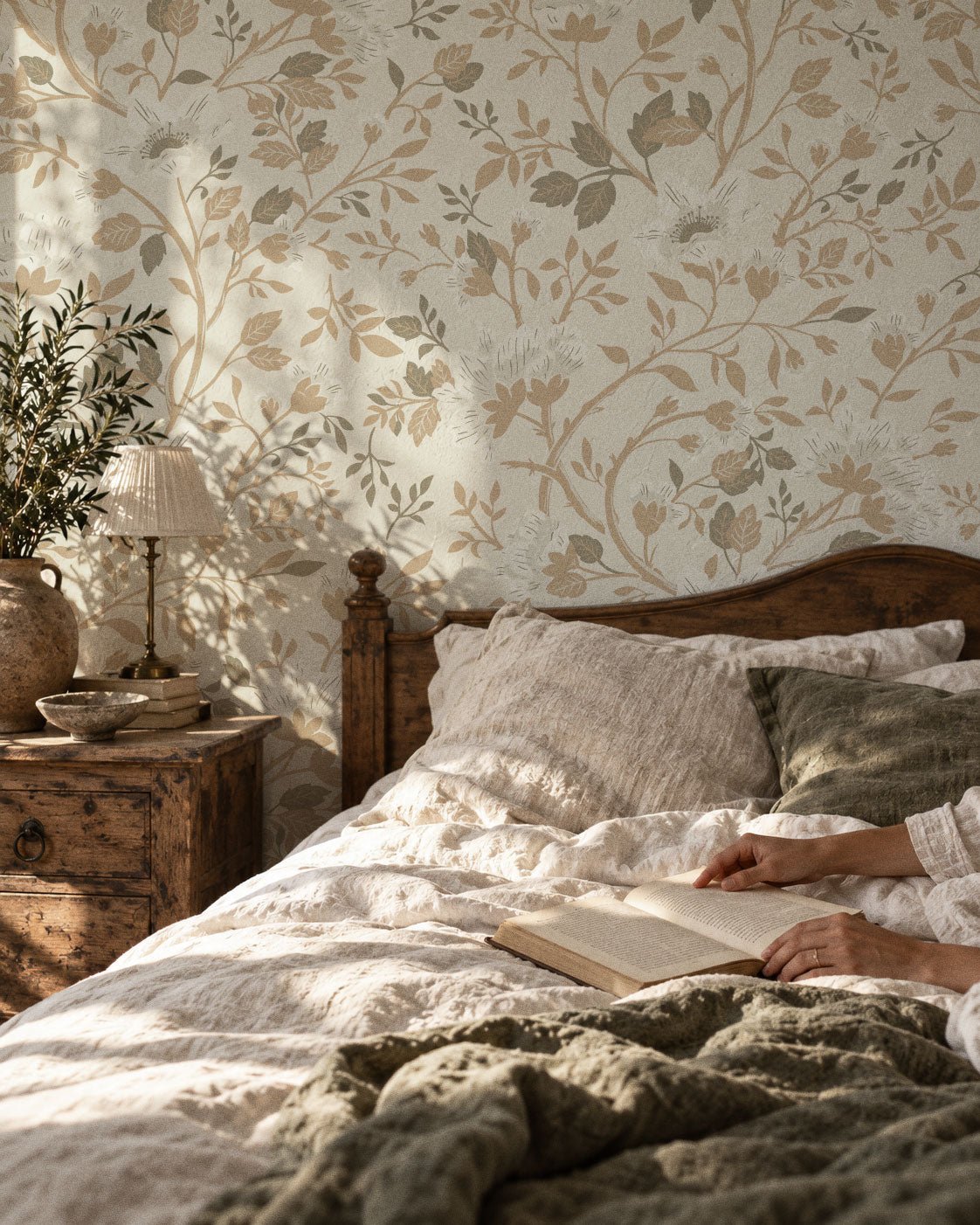 Camellia Study Wallpaper in Natural Linen