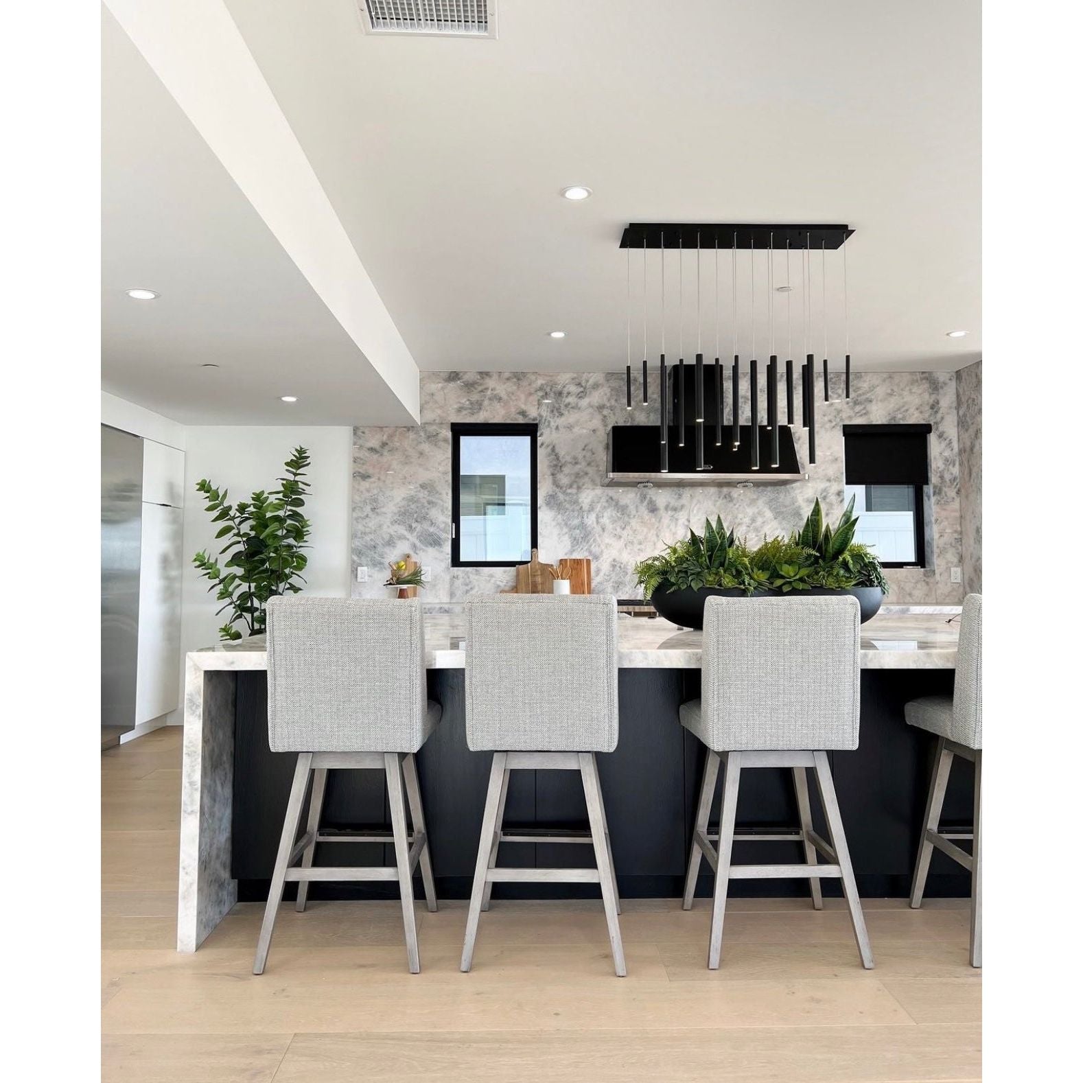 Bellini Rectangular Tubular Pendant Light Chandelier - Italian Concept