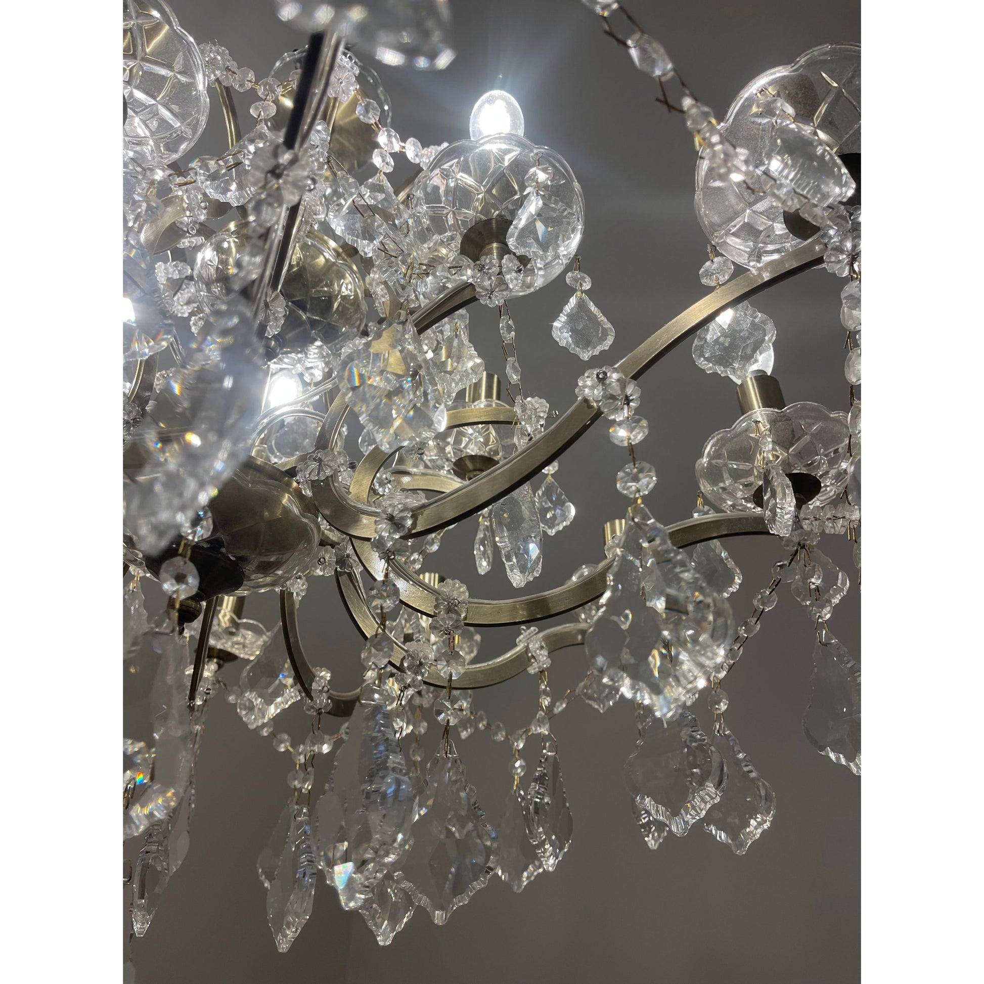 18 Light Maria Theresa Crystal Chandelier - Italian Concept